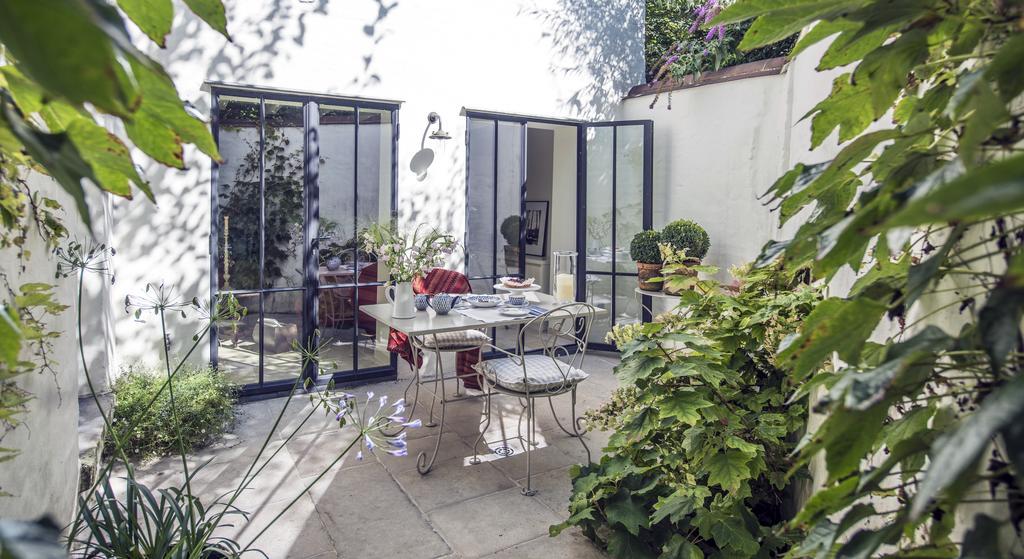 ברוז' The Herring'S Residence - Stylish Private Cottage With Breakfast In Historic Center - Adults-Only מראה חיצוני תמונה