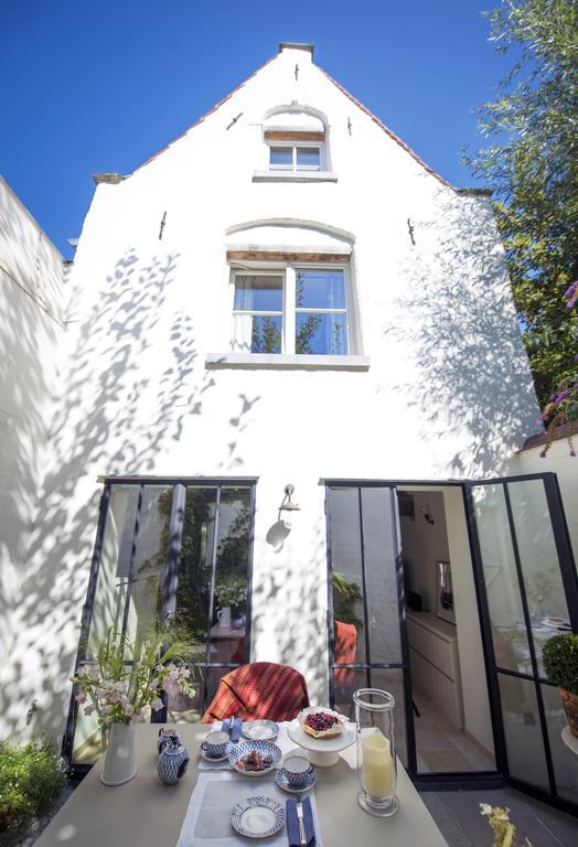 ברוז' The Herring'S Residence - Stylish Private Cottage With Breakfast In Historic Center - Adults-Only מראה חיצוני תמונה