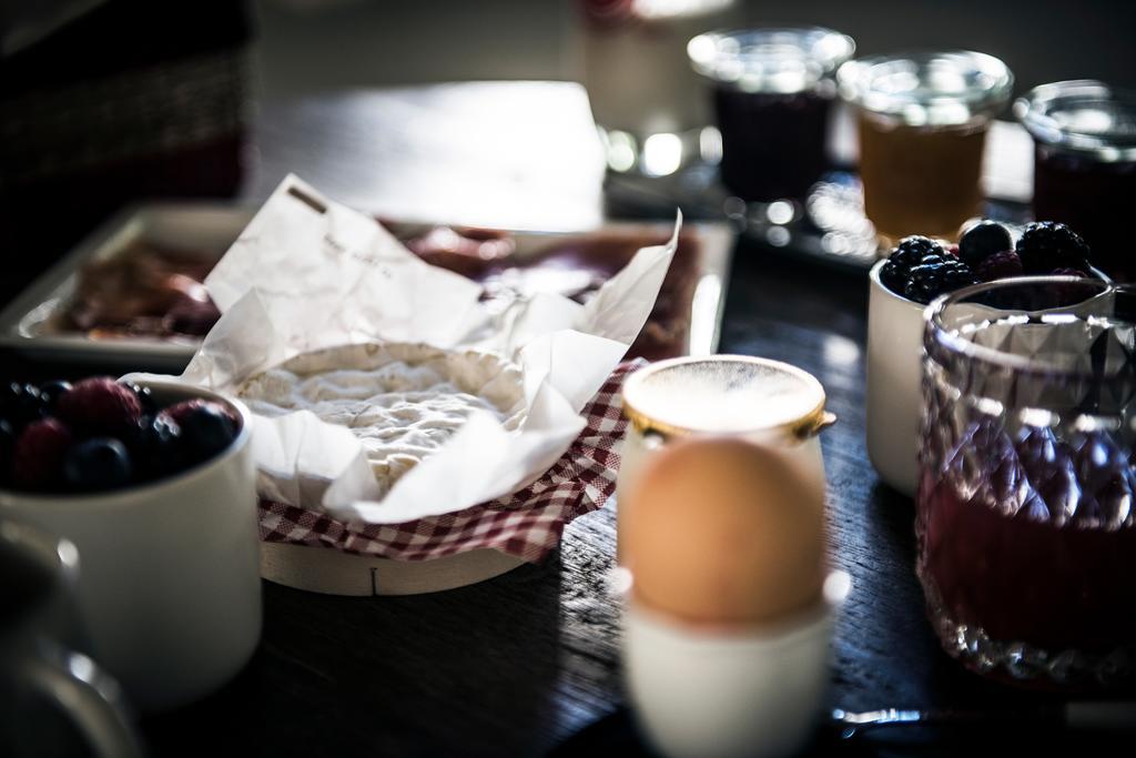 ברוז' The Herring'S Residence - Stylish Private Cottage With Breakfast In Historic Center - Adults-Only מראה חיצוני תמונה